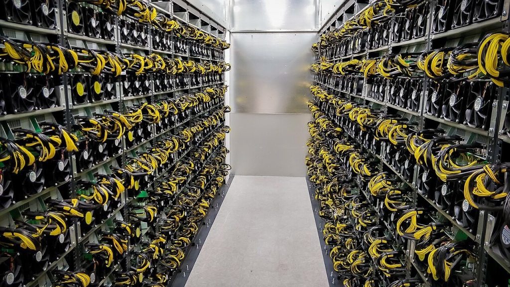 How to check an unconfirmed Bitcoin transaction: mempool, replacement and settlement; editorial cover