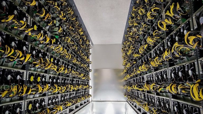 ไทย: Reading the Bitcoin fee market: rates, queues and wallet estimates;独立主题配图